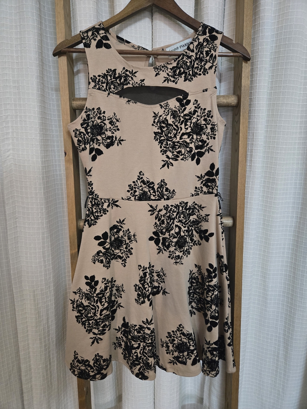 Sleeveless Floral Fit & Flare Dress in Tan with Black Print Size Medium